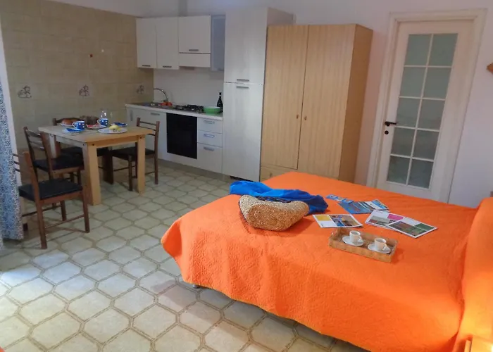 Monolocale Marine Piano Terra B1 *